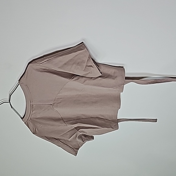 Gymshark medium athletic crop top - Picture 3 of 6